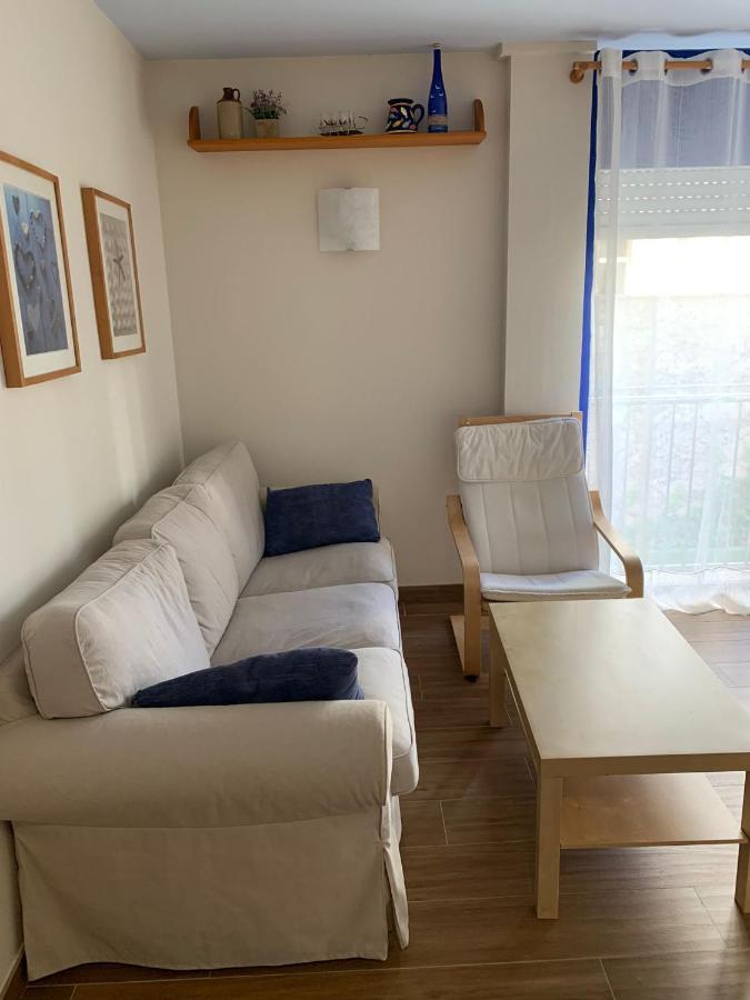 Cosy Apartment In L Escala, 7 Mins Walk To The Closest Beach, Riells L' Escala Ngoại thất bức ảnh